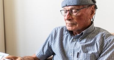 طريقة جلوسك قد تحمى دماغك من الخرف.. دراسة تكشف