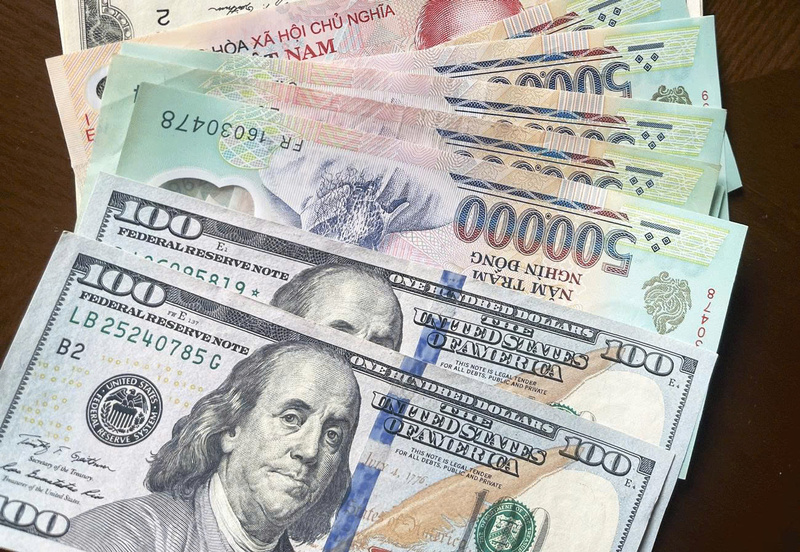 سعر صرف الدولار الأمريكي اليوم (24 يناير 2026). (صورة توضيحية).