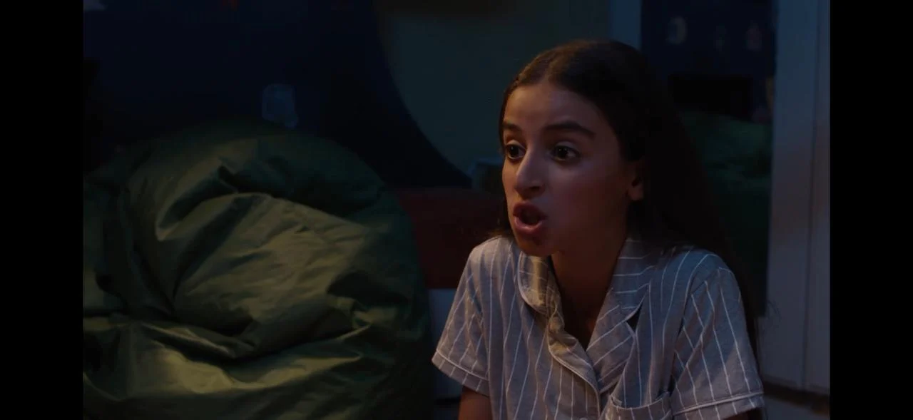 شقيقة يوسف تنقذه من الاختناق بعد ابتلاعه غطاء قلم (1)