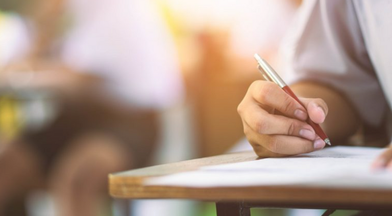 امتحانات الإعدادية