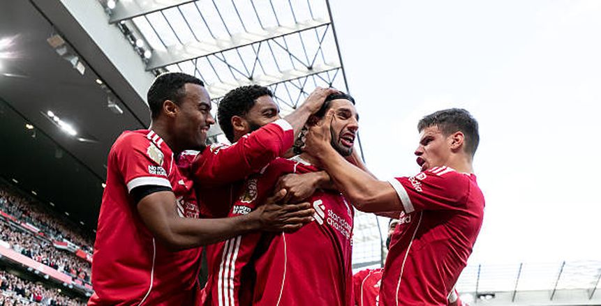 نجم ليفربول يرهن تجديد عقده براتب يساوي محمد صلاح