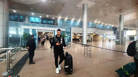 جانب-من-وصول-أبطال-كرة-اليد-بمطار-القاهرة