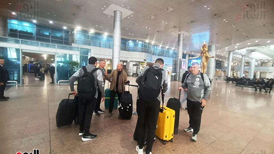 وصول-أبطال-كرة-اليد-إلى-مطار-القاهرة