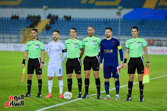 طاقم حكام لقاء الزمالك والمصري