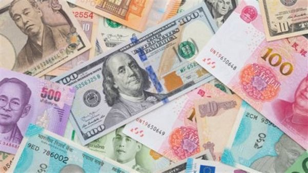 العملات الآسيوية تستقر بعد هبوط حاد .. والدولار يرتفع مع تراجع رهانات خفض الفائدة