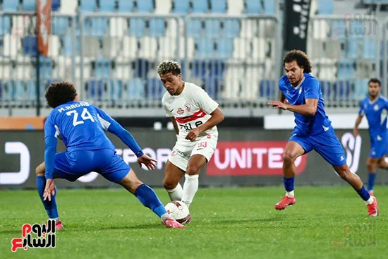 الشوط الاول  بين الزمالك وسموحة ف الدوري المصري