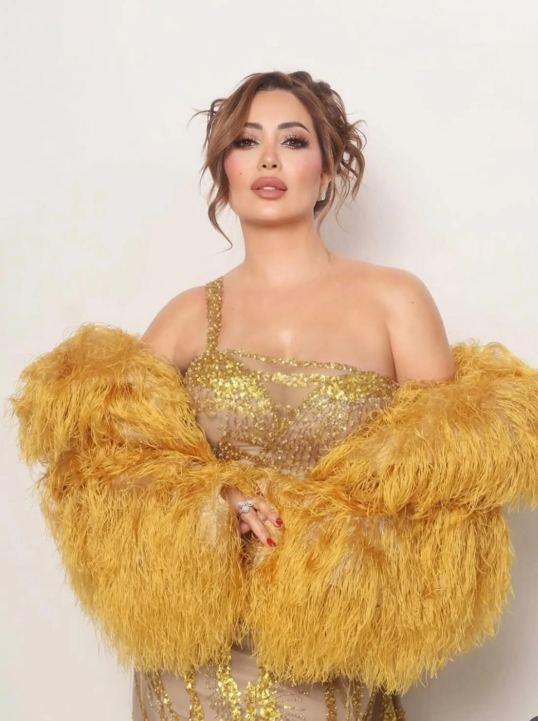 نسرين طافش (4)