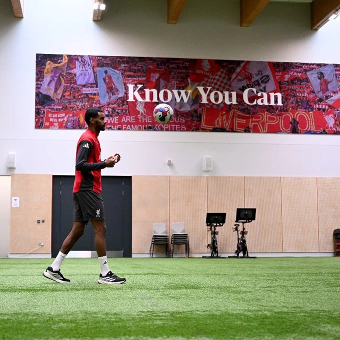 ايزاك يخوض تدريبات منفردة (3)