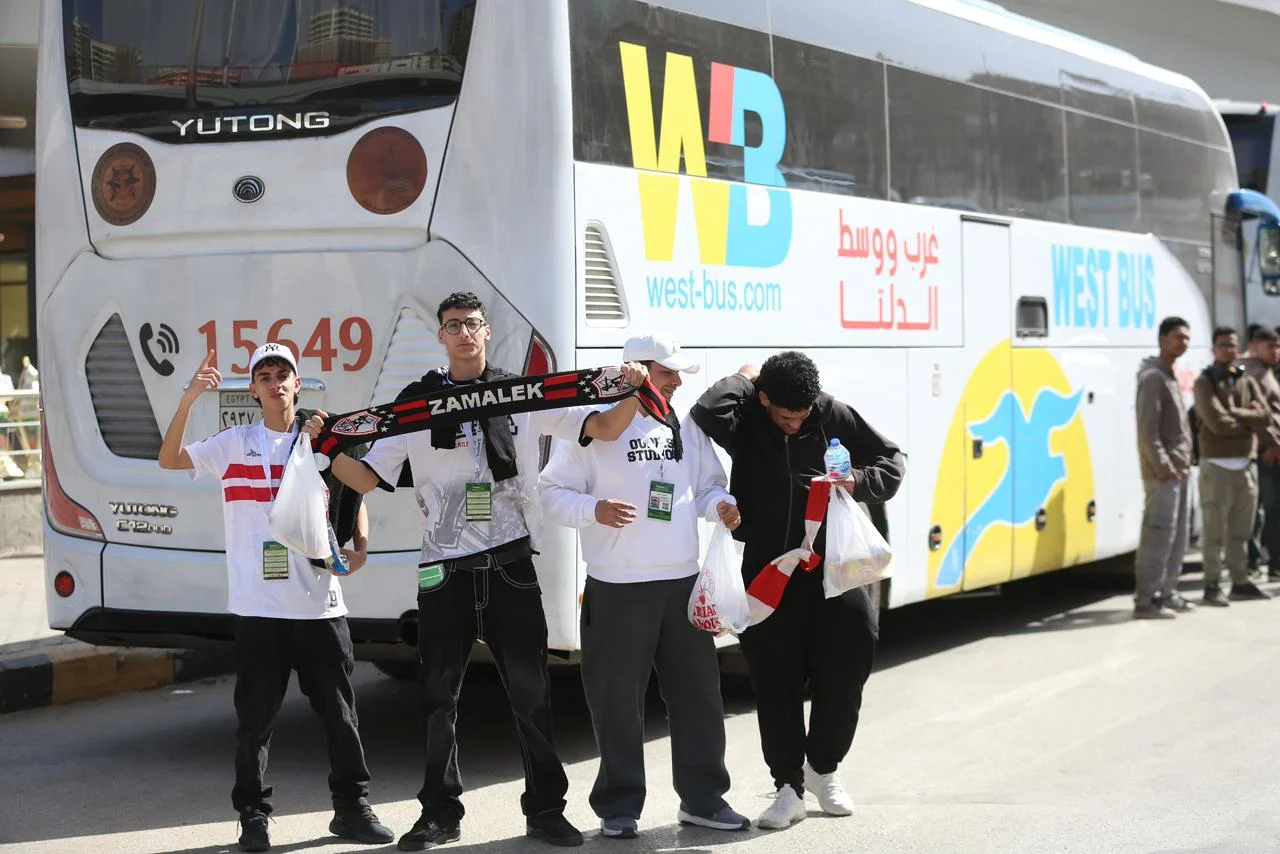 جمهور الزمالك مع الحافلات