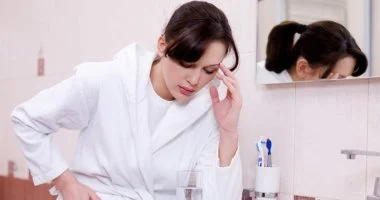 التقيؤ المتكرر الناتج عن التوتر أو القلق كيف يحدث؟