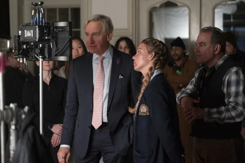 صور جديدة من كواليس فيلم “The Housemaid” لسيدني سويني وأماندا سيفريد – مشاهير صور جديدة من كواليس فيلم “The Housemaid” لسيدني سويني وأماندا سيفريد – مشاهير