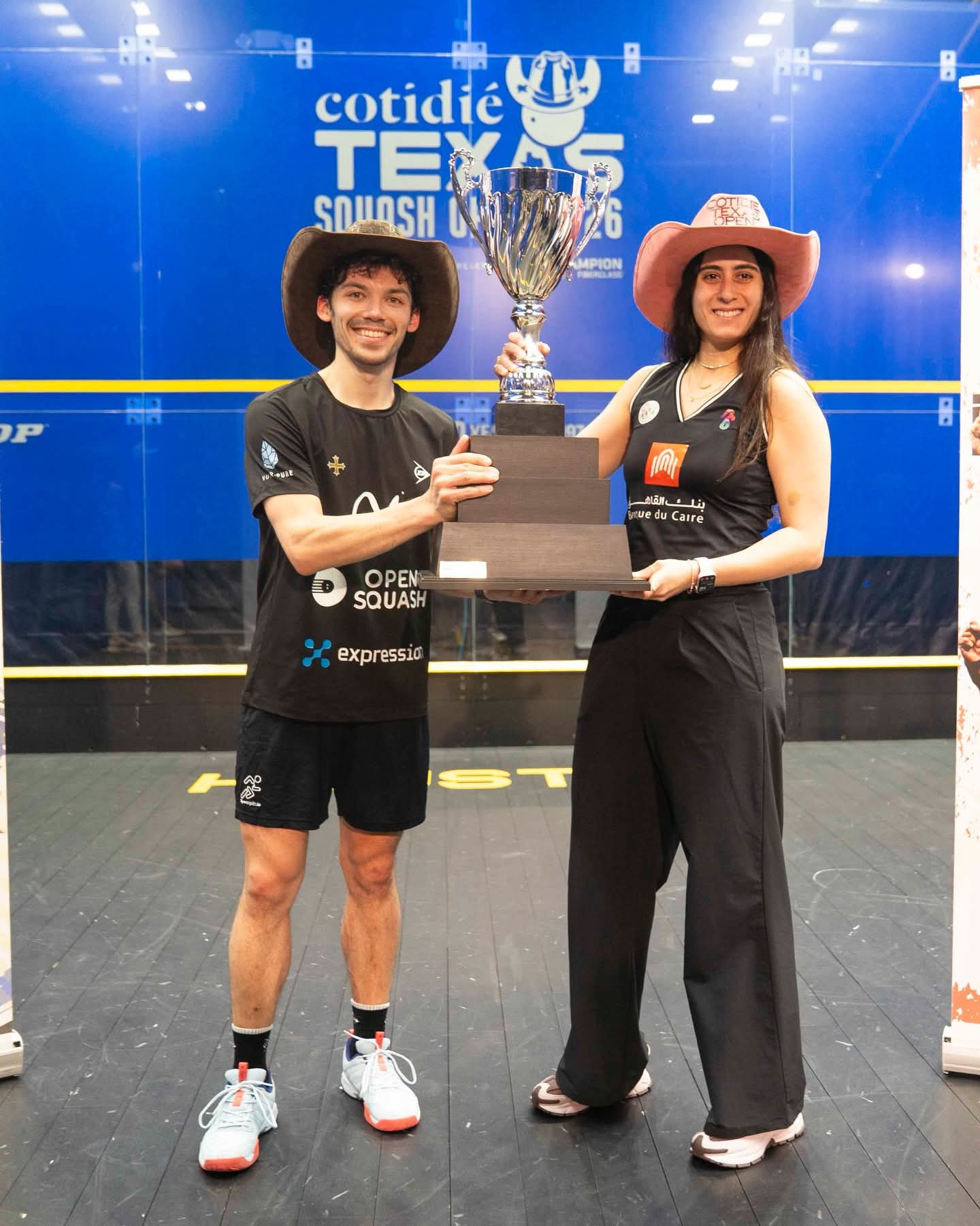 نور الشربيني وفيكتور كروين المتوج بلقب الرجال