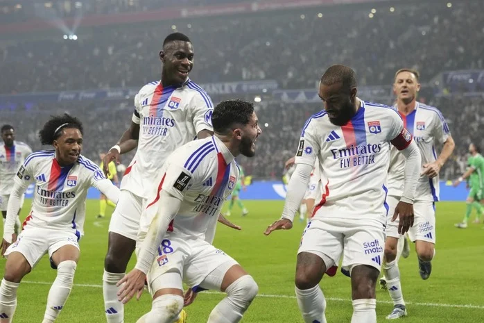 Arsenal sa sút, Barcelona trượt dốc trên bảng xếp الحنجارية الأوروبية - الصورة 5.