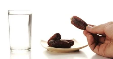 من القصور حتى اضطرابات الضغط.. صيام رمضان ومرضى القلب