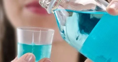 غسول الفم الصباحى قد يرفع ضغط الدم.. خطر خفى لا ينبغى تجاهله