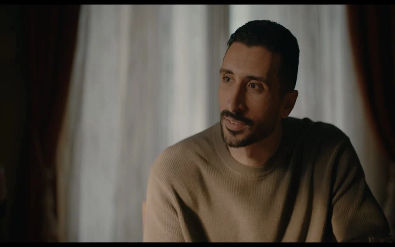 حسن حفني يبحث عن مي عمر ويطلب الزواج من شقيقتها في مسلسل الست موناليزا الحلقة 8 (4)