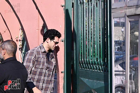 وصول الفنان أحمد مجدى