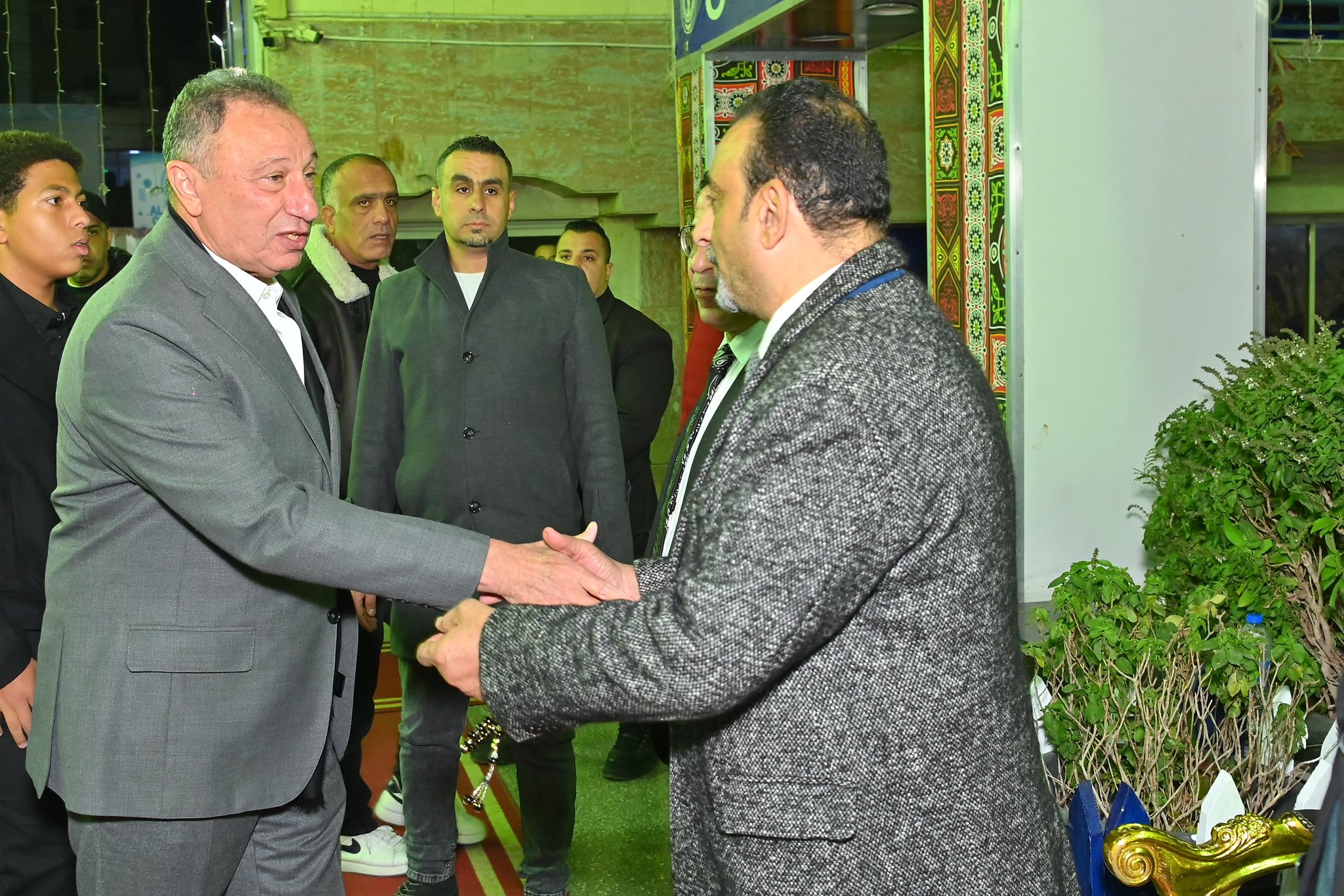 الخطيب فى عزاء الراحل مصطفى رياض الخطيب فى عزاء الراحل مصطفى رياض