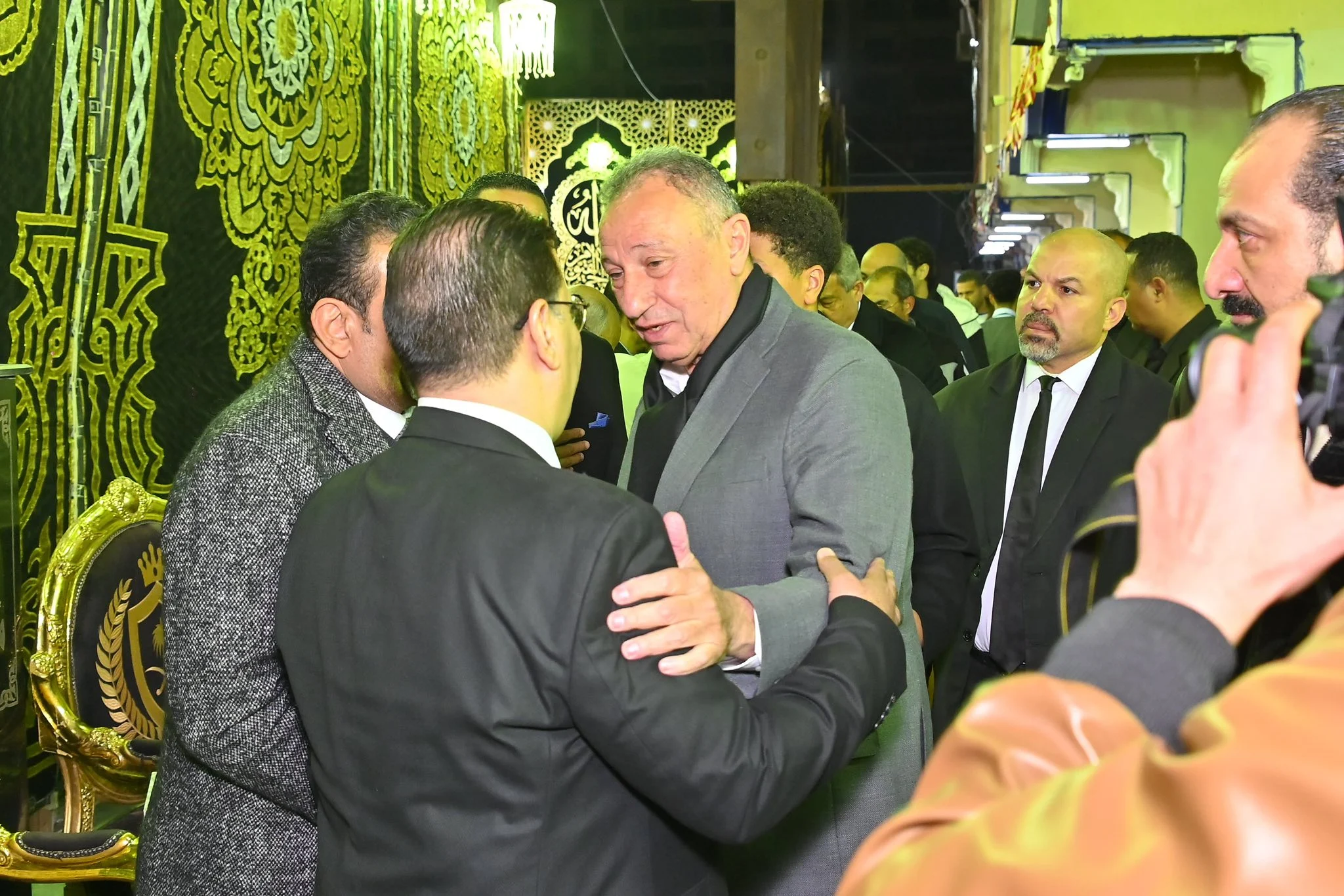 الخطيب الخطيب