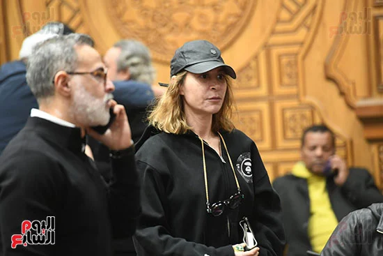 منه شلبي تقدم واجب العزاء