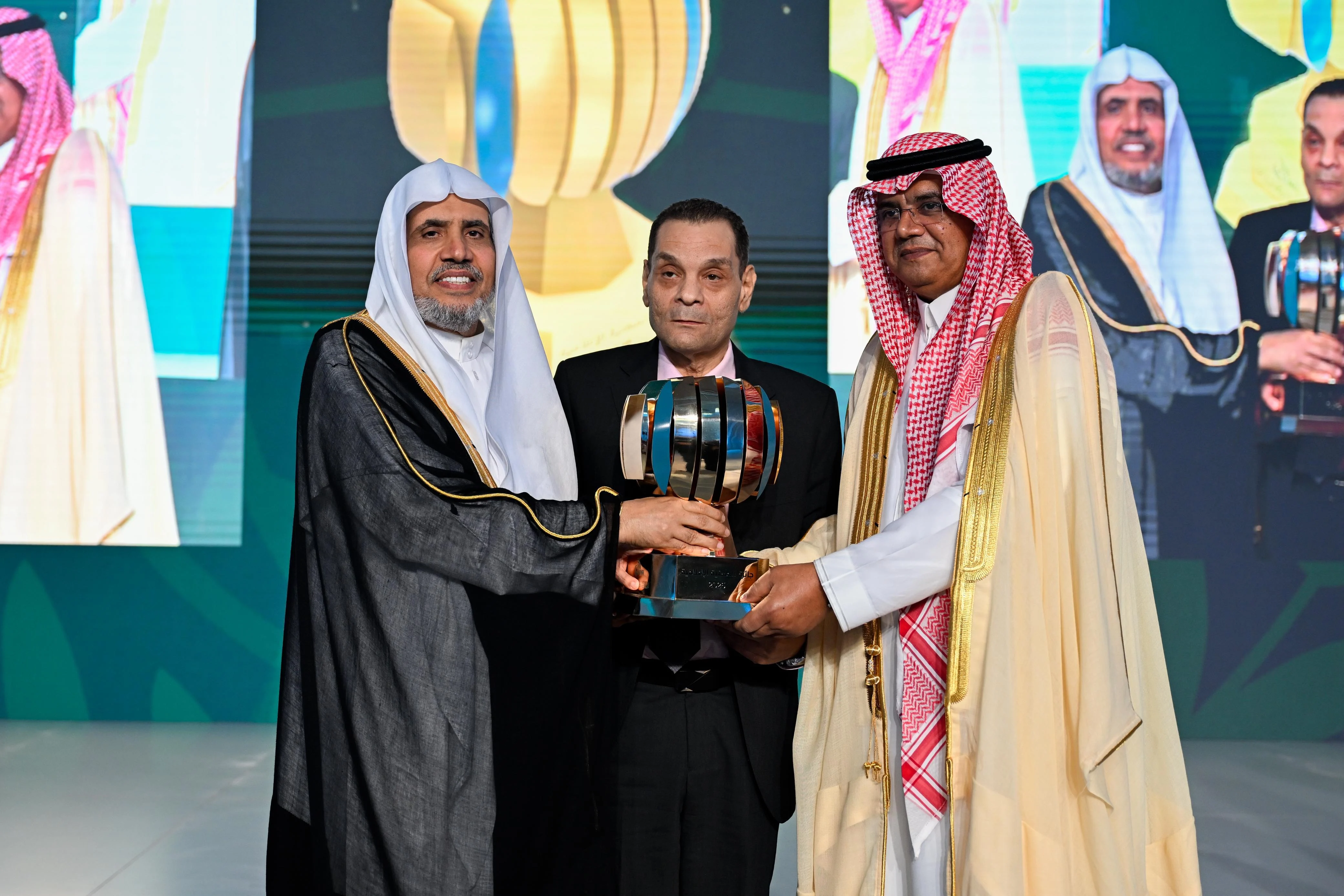 جانب من التكريم