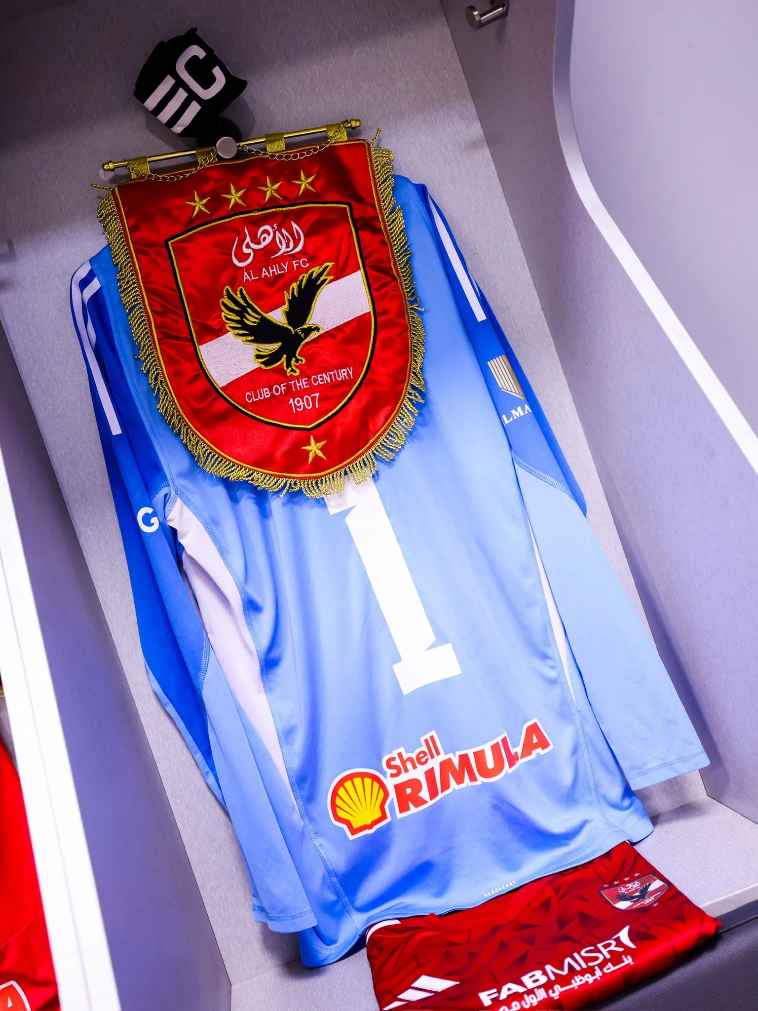 غرفة ملابس الأهلى قبل مواجهة الجونة (2) غرفة ملابس الأهلى قبل مواجهة الجونة (2)