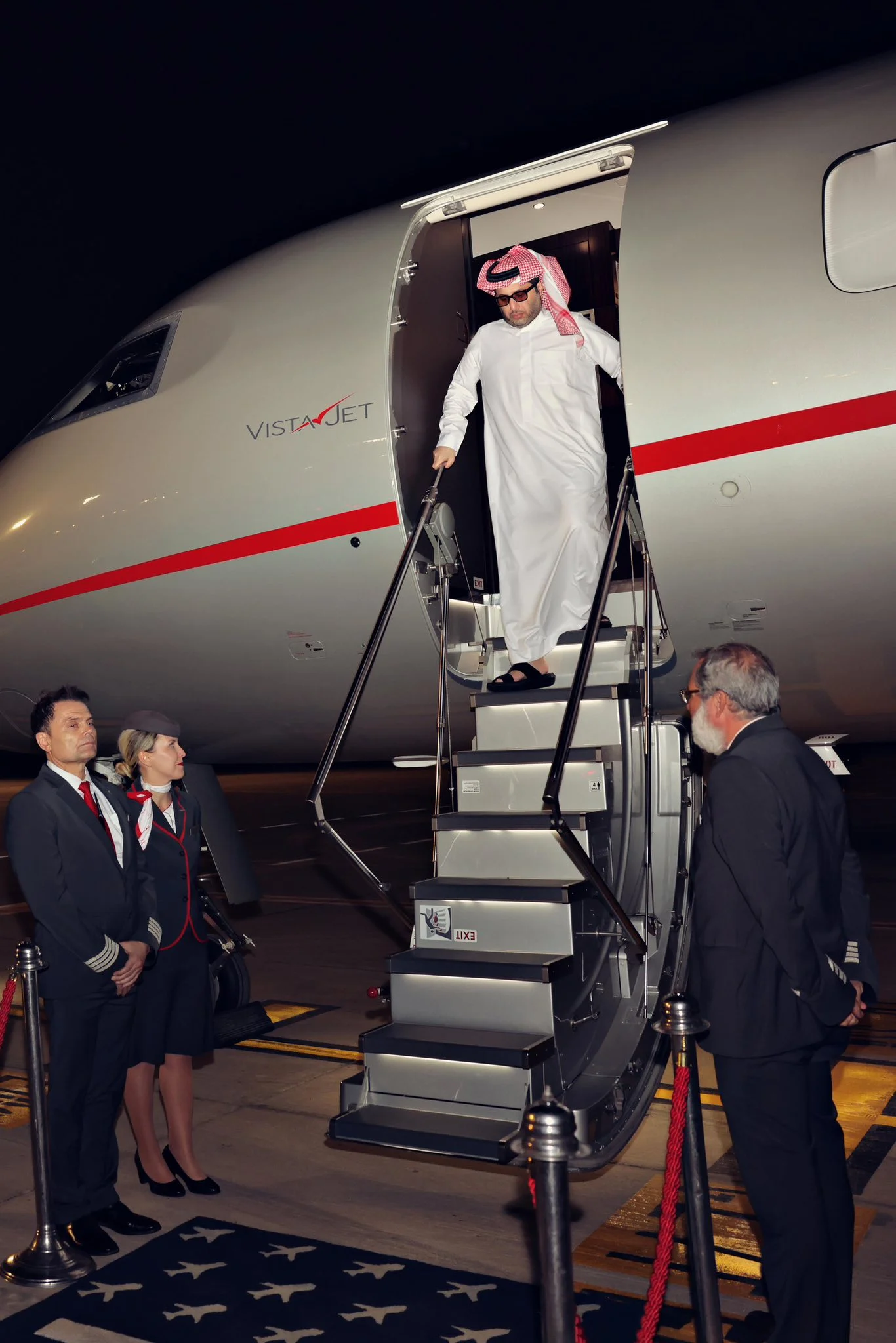 المستشار تركي آل الشيخ يصل مصر ووزير الدولة للإعلام ضياء رشوان يستقبله المستشار تركي آل الشيخ يصل مصر ووزير الدولة للإعلام ضياء رشوان يستقبله