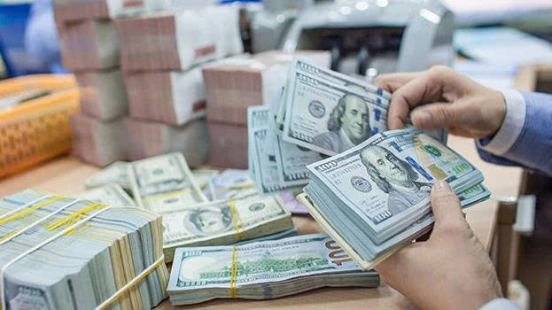 سعر صرف الدولار الأمريكي اليوم (26 فبراير 2026). (صورة توضيحية).
