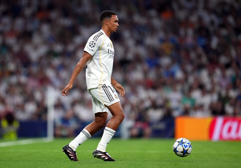 عدوى مانشستر يونايتد تؤثر على ليفربول وشقيق أرنولد يتعرض للإصابة – مشاهير عدوى مانشستر يونايتد تؤثر على ليفربول وشقيق أرنولد يتعرض للإصابة – مشاهير