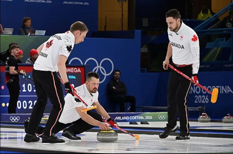 اثناء لعب الكرة