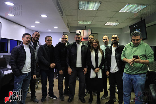 صورة جماعية للنجم ياسر جلال في بوابة مولانا