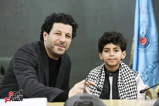 ندوة مسلسل صحاب الأرض بنقابة الصحفيين (1) ندوة مسلسل صحاب الأرض بنقابة الصحفيين (1)