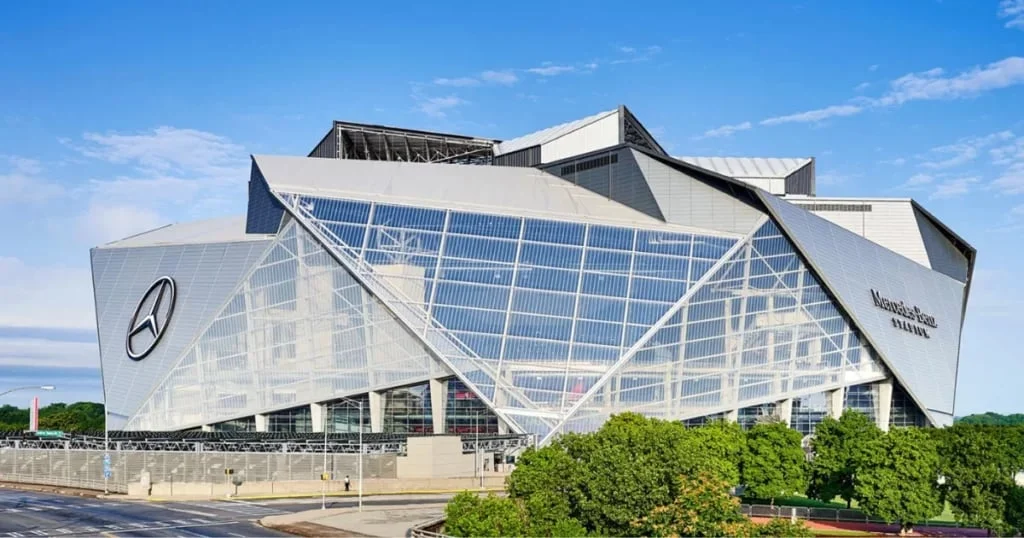 ملعب مرسيدس بنز