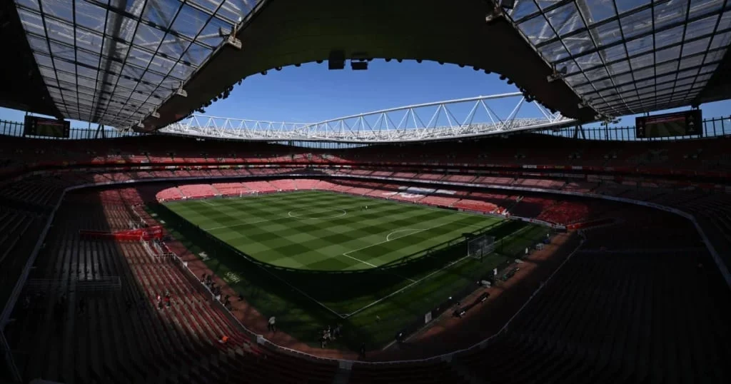 ملعب الإمارات