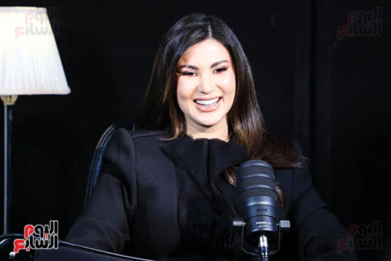 الفنانة هدى الأتربي الفنانة هدى الأتربي