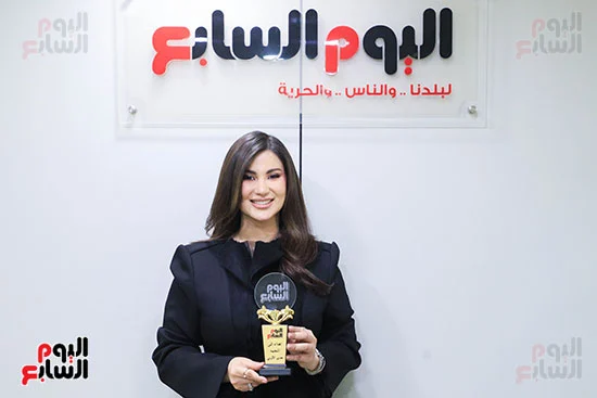 الفنانة هدى الأتربي الفنانة هدى الأتربي