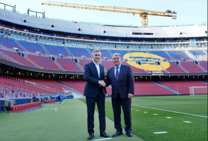 Laporta tái đắc cử chủ tịch nhiệm kỳ thứ tư, Barcelona mơ lên đỉnh châu Âu  - Ảن 3.