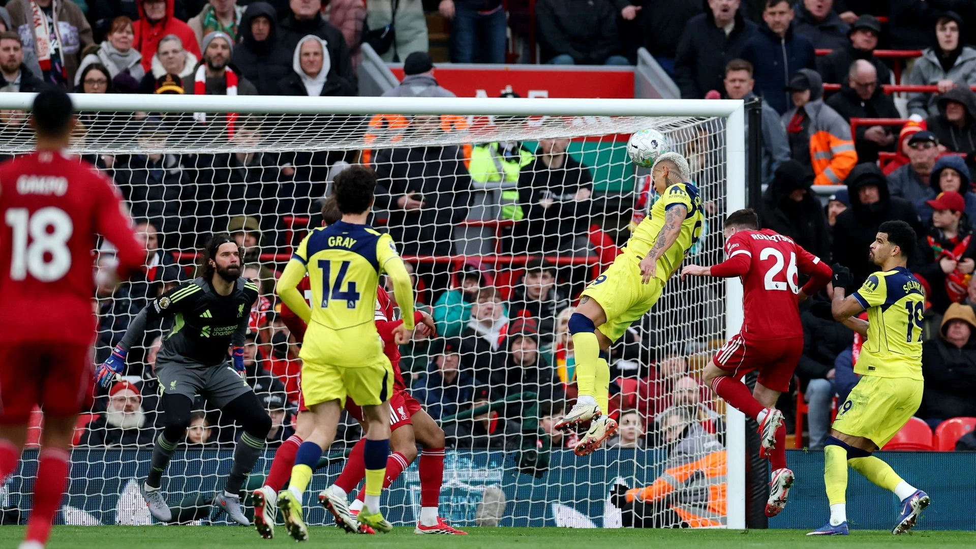 resources_premierleague_pulselive_com 2026 03 15T171748Z_347848110_UP1EM3F1C1MXM_RTRMADP_3_SOCCER ENGLAND LIV TOT.jpg