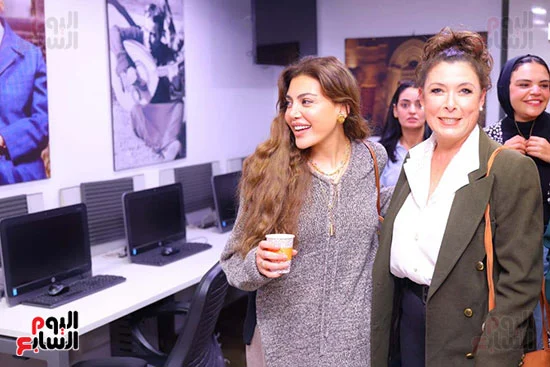 «بوابة مولانا» يكرم أبطال مسلسل توابع (2) «بوابة مولانا» يكرم أبطال مسلسل توابع (2)