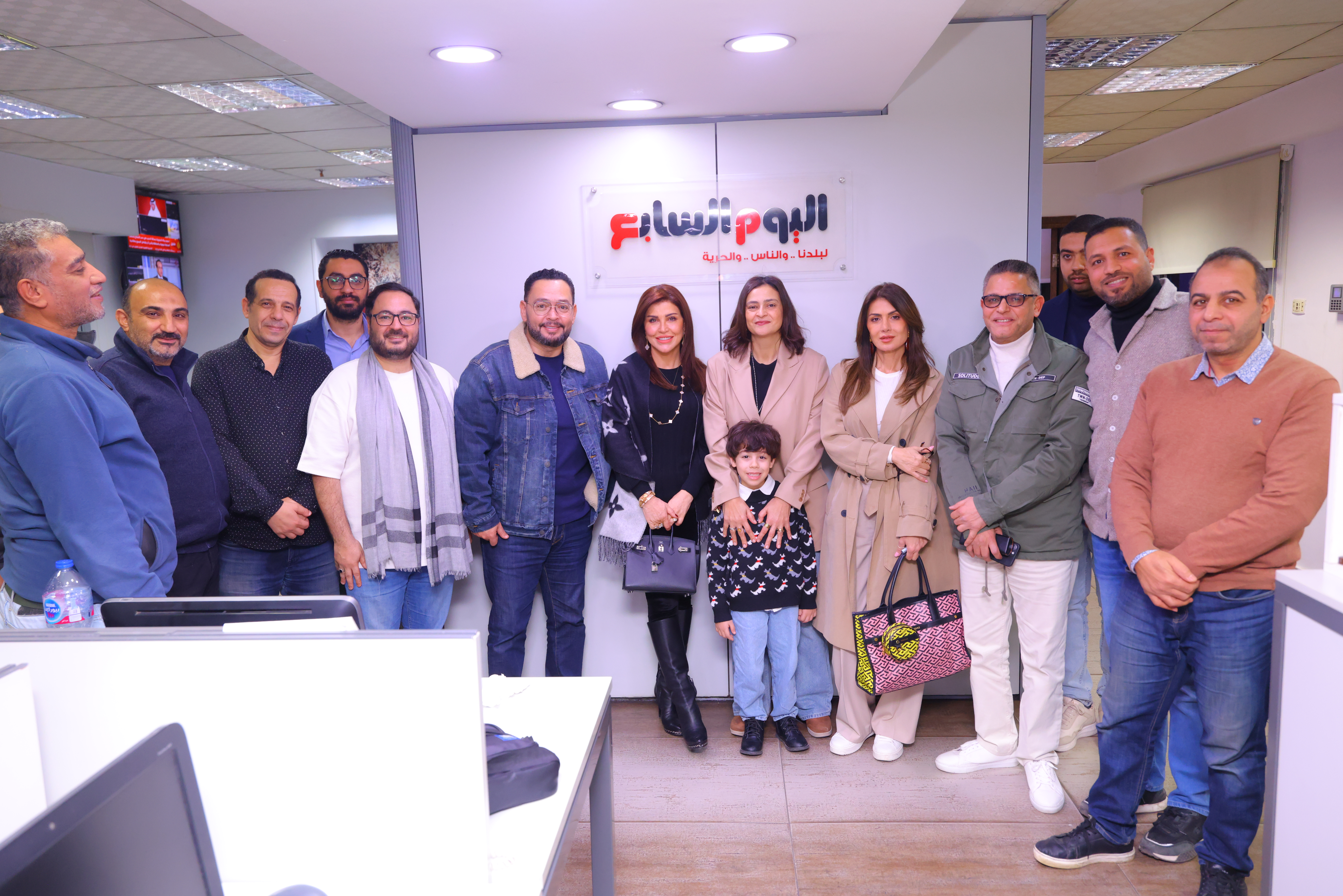 جومانا مراد وأحمد رزق ونجلاء بدر بجولة في بوابة مولانا 