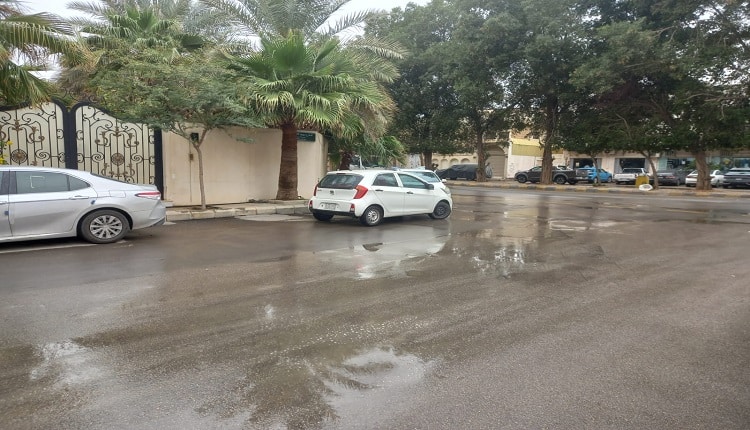 استمرار هطول الأمطار ببعض مناطق المملكة وتعليق الدراسة حضورياً