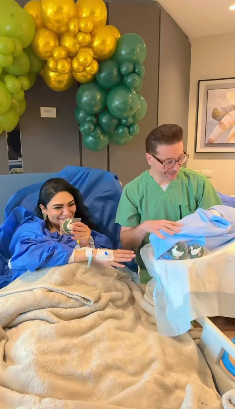 سالي عبد السلام تحتفل بمولودها هارون