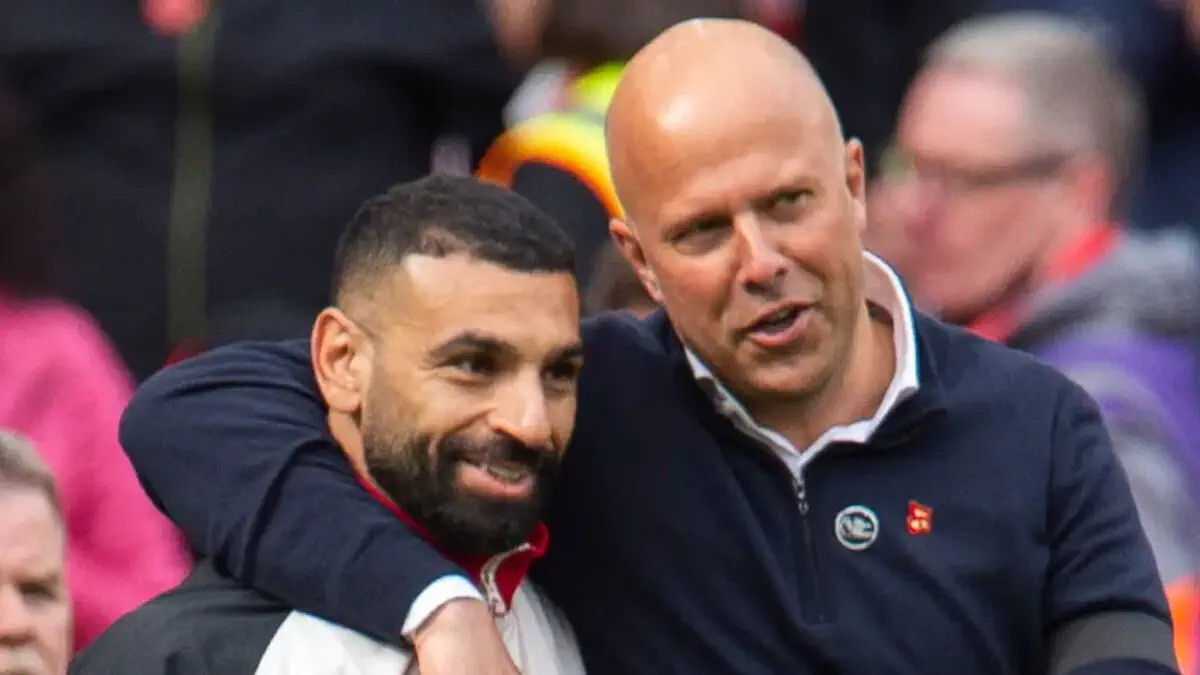 ليست مشكلة صلاح: آرني سلوت يدافع عن نجم ليفربول