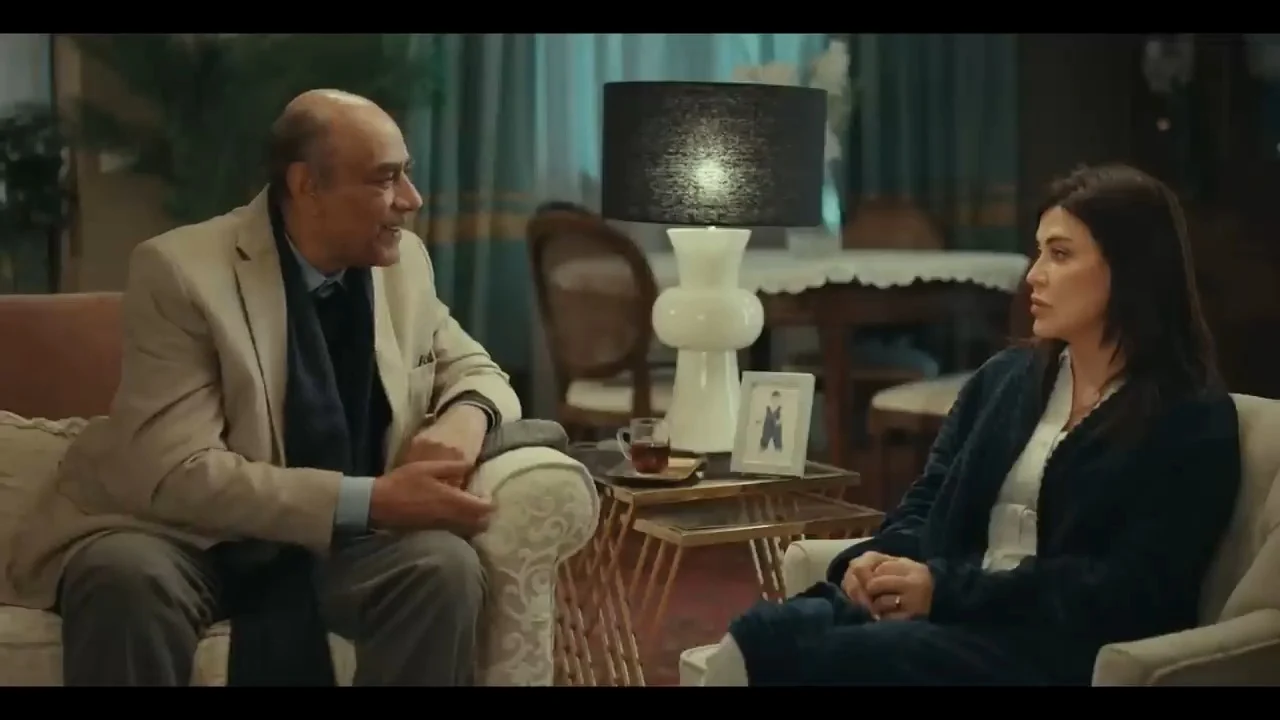 اللون الأزرق (2)