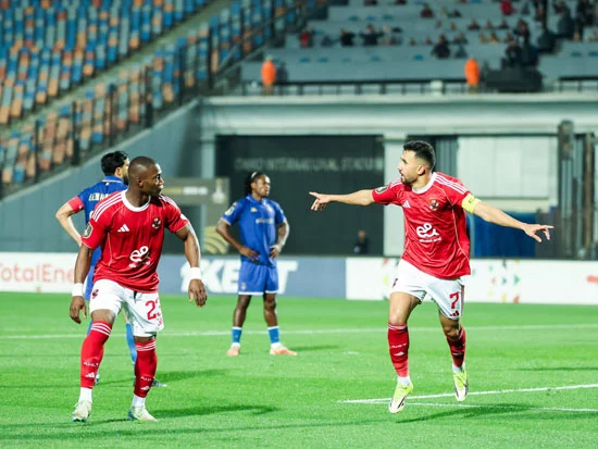 احتفال تريزيجيه بالهدف الأول