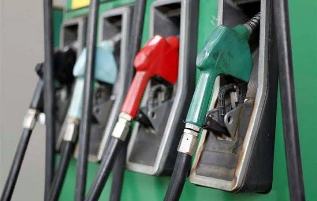 الأثر يصل إلى محطات الوقود في الشراع العربي. (فريبيك)