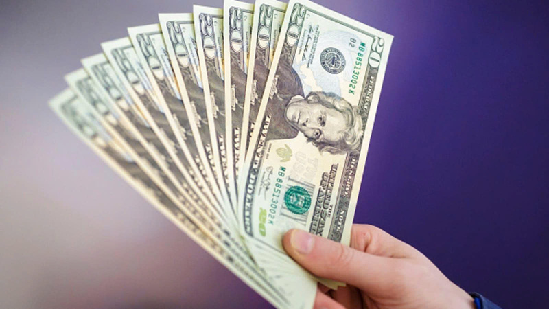 سعر صرف الدولار الأمريكي اليوم، 25 مارس 2026. (صورة توضيحية.)