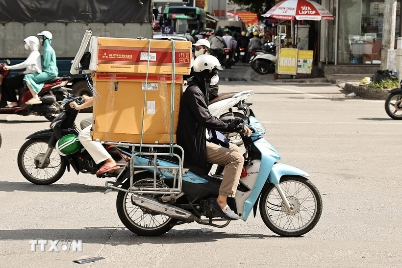 توقعات الطقس ليوم 28 مارس: موجة حر محلية في العديد من المناطق، حيث تتجاوز درجات الحرارة 35 درجة مئوية.