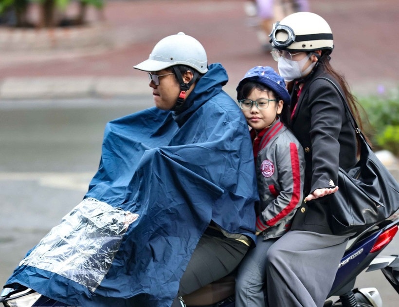 ستشهد شمال فيتنام رذاذاً متفرقاً في 14 مارس.