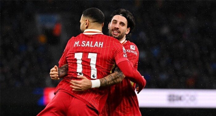 صلاح يقود قائمة ليفربول أمام جالاتا سراي في بطولة دوري أبطال أوروبا